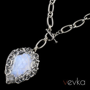 Moonstone Pendant 'Moon Knight'II