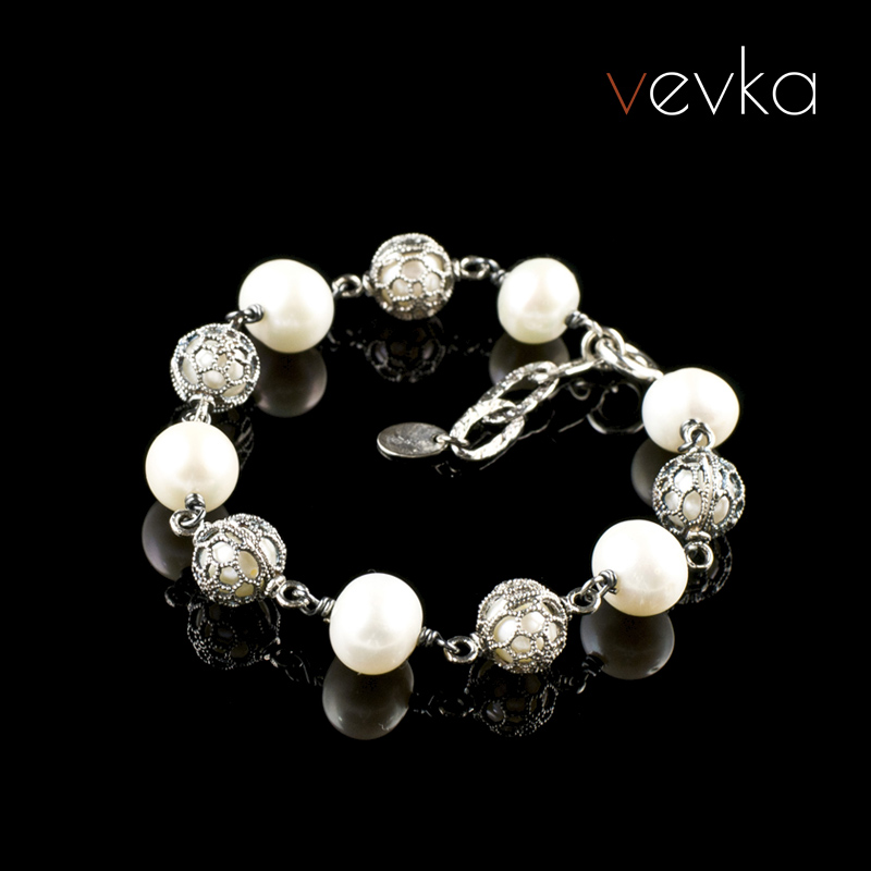Pearl Bracelet 'A Royal Affair'