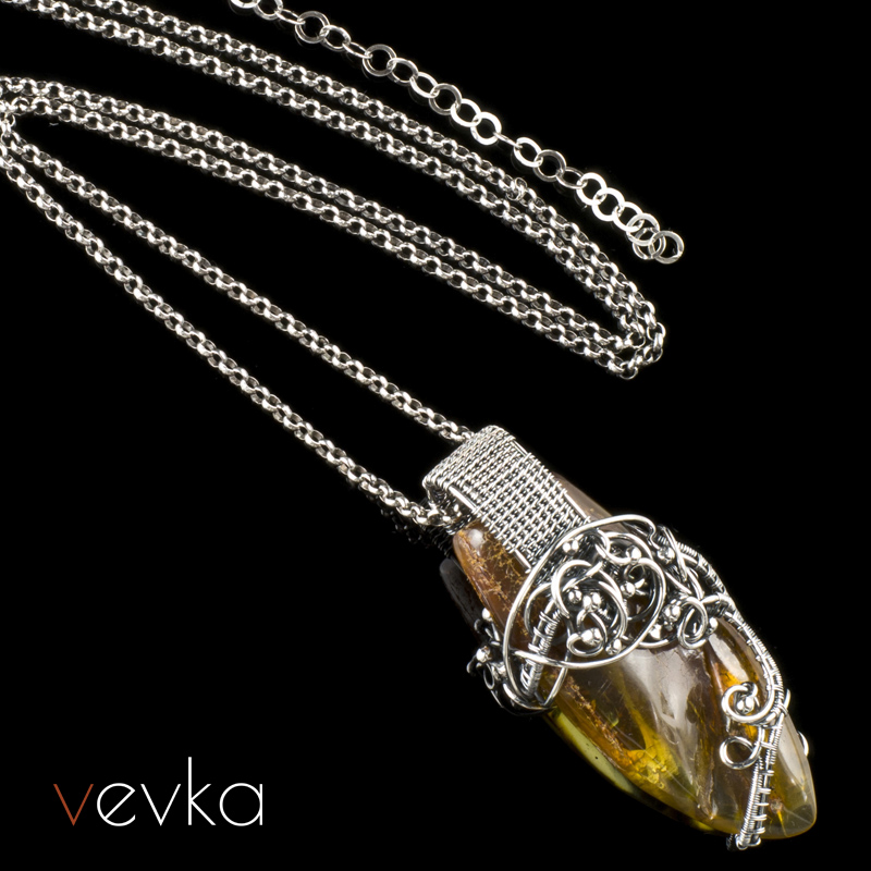Amber Pendant 'September Days' - Image 5