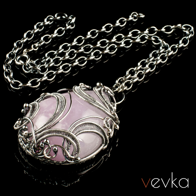 Kunzite Pendant 'Color Out of Space' - Image 2