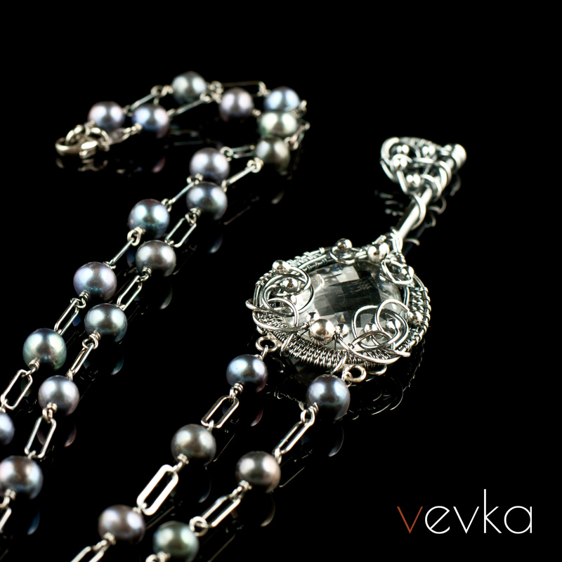 Rock Crystal Pendant 'Forget Me Not' - Image 2