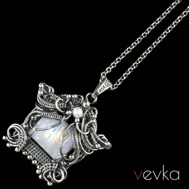 Moonstone Pendant 'The Last Samurai' - Image 4