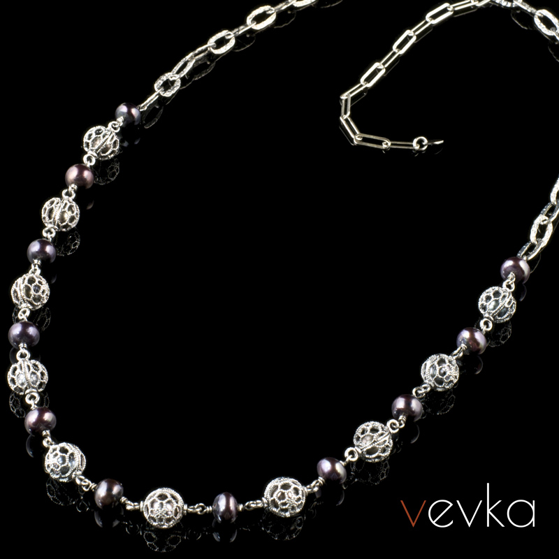 Pearl Necklace 'A Royal Affair'III