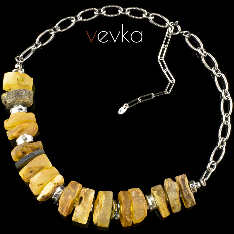 Amber Necklace 'The Lighthouse'II - Image 2