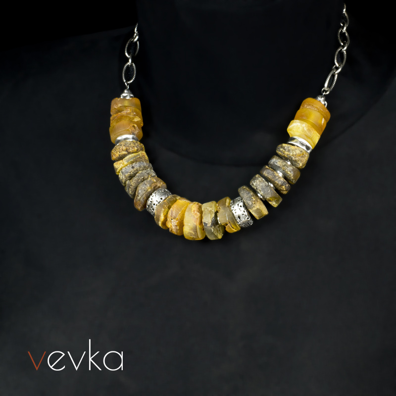 Amber Necklace 'The Lighthouse' - Image 4