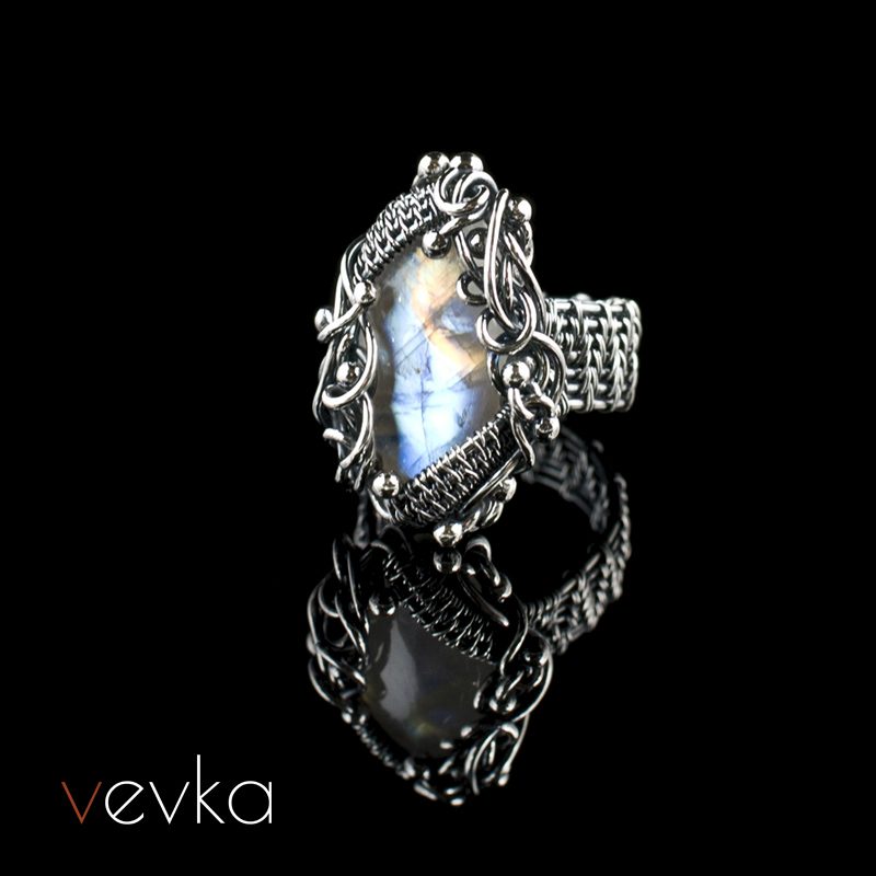 Moonstone Ring 'Moonlight' - Image 4