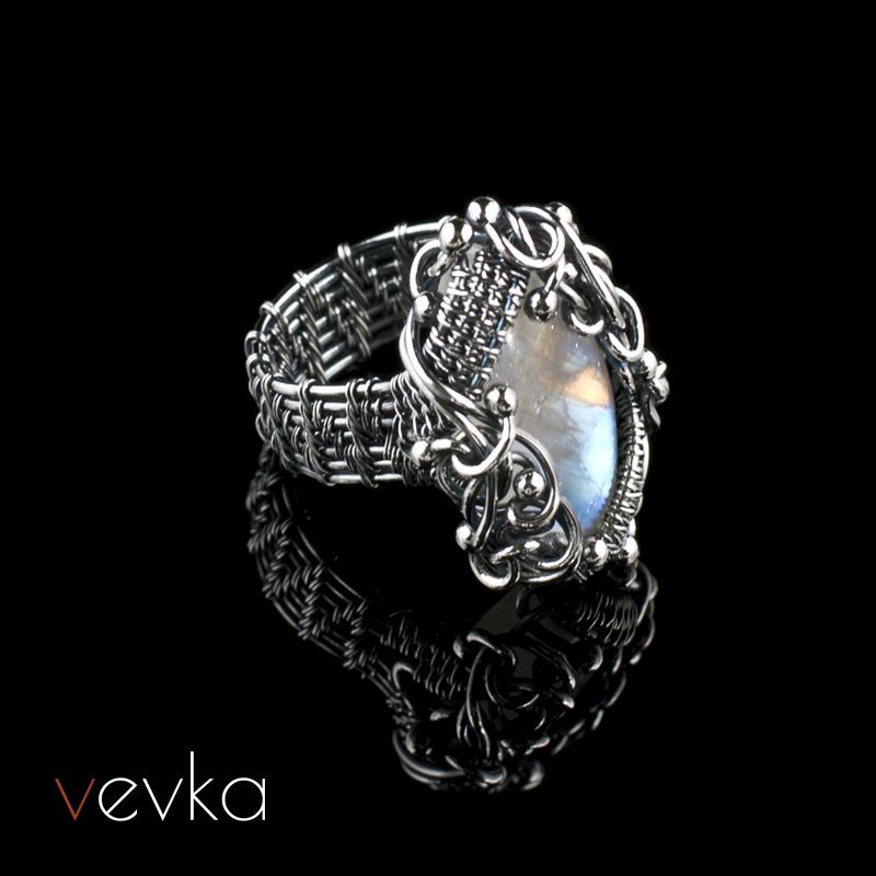 Moonstone Ring 'Moonlight' - Image 3