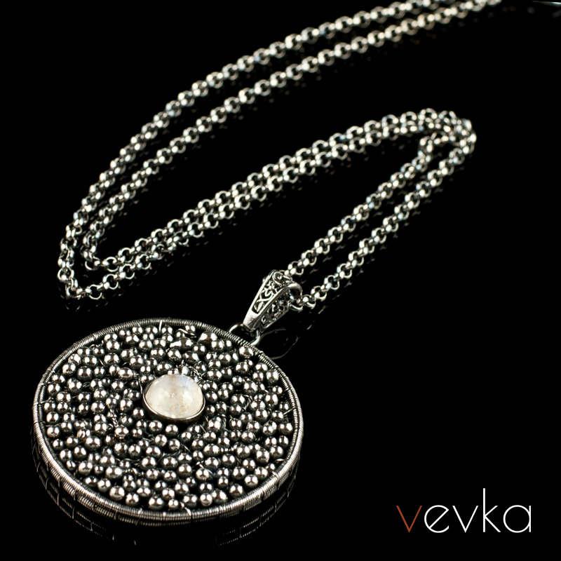 Moonstone Pendant 'Jupiter's Moon' - Image 2