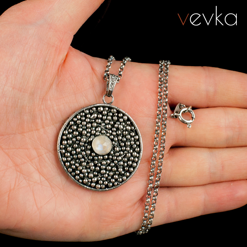 Moonstone Pendant 'Jupiter's Moon' - Image 3