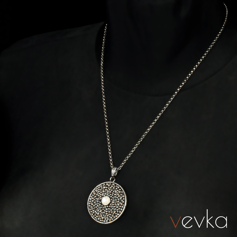 Moonstone Pendant 'Jupiter's Moon' - Image 4