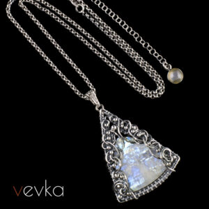 Moonstone Pendant 'Moon Knight'III