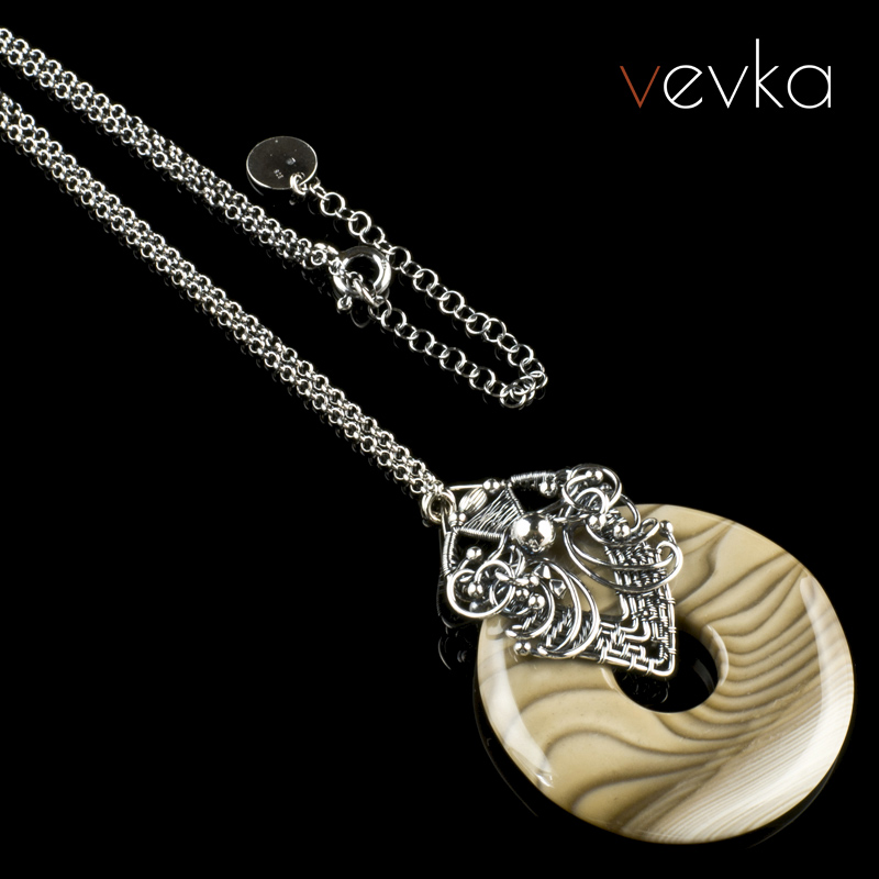 Striped Flint Pendant 'Wild Road' - Image 2