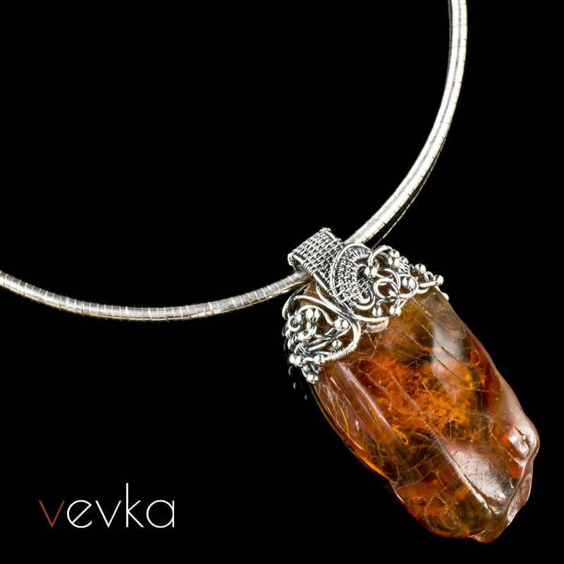 Amber Pendant 'City by the Sea'