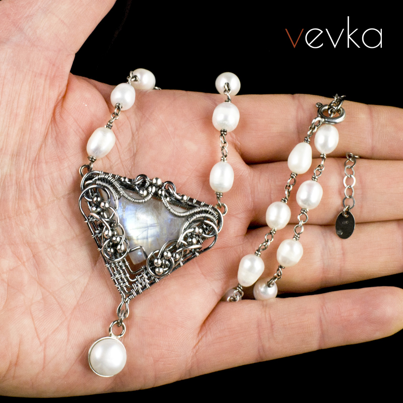 Moonstone Pendant 'The Return' - Image 4