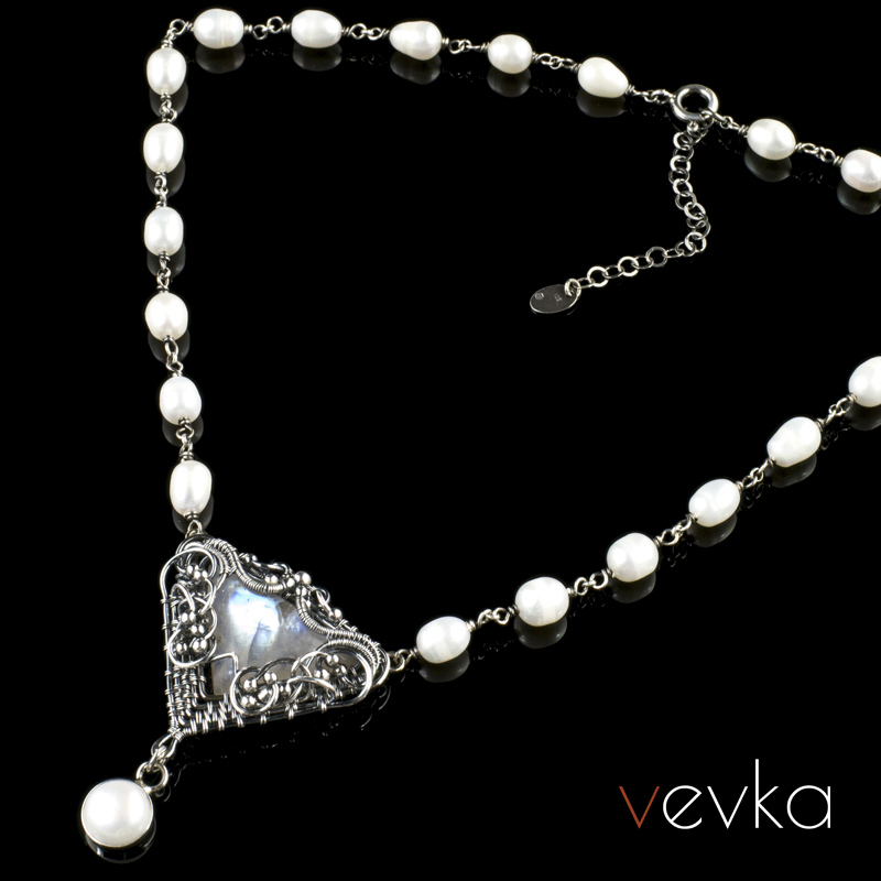 Moonstone Pendant 'The Return' - Image 3