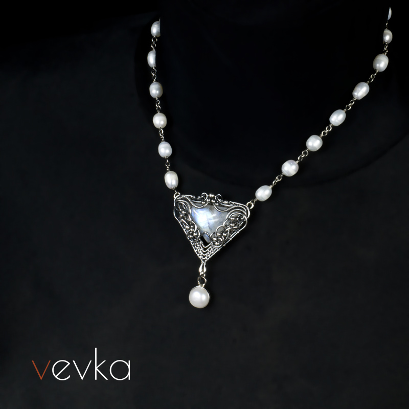 Moonstone Pendant 'The Return' - Image 5