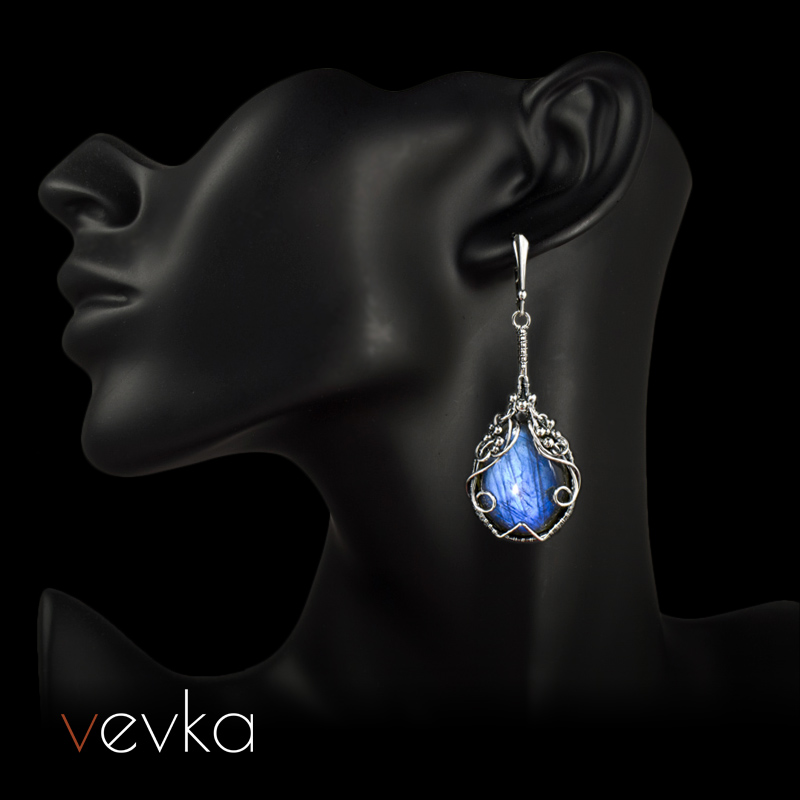Labradorite Earrings 'House by the Lake" - Image 5