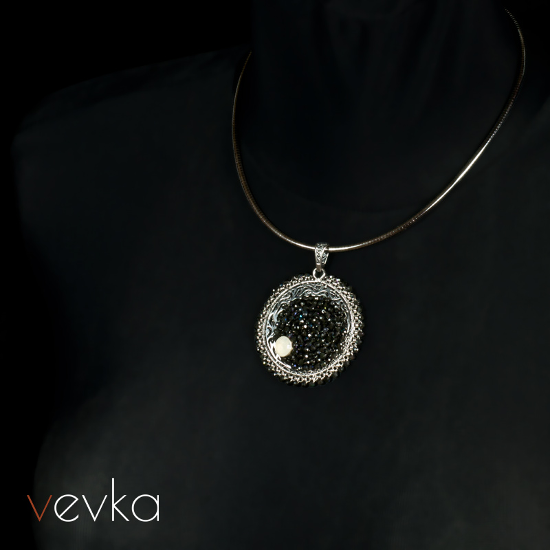 Moonstone and Spinel Pendant 'Under the Dark Stars' - Image 5