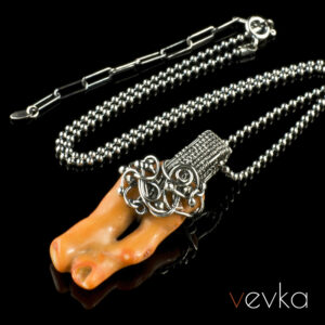Coral Pendant 'Let's See the Sea'