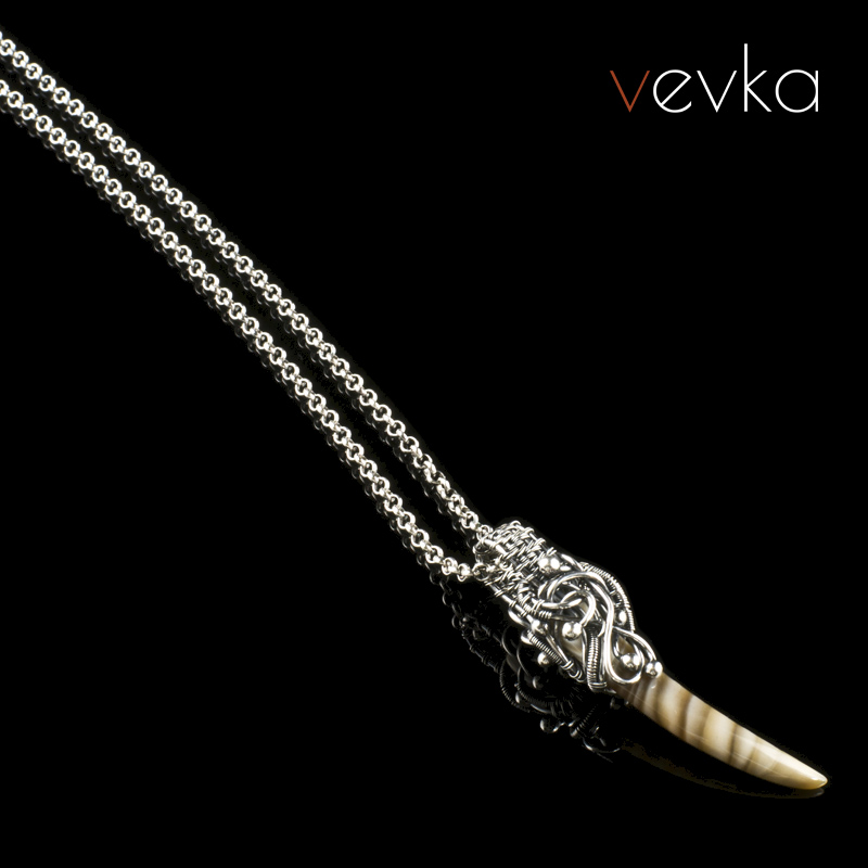 Striped Flint Pendant 'Poker Bluff' - Image 3