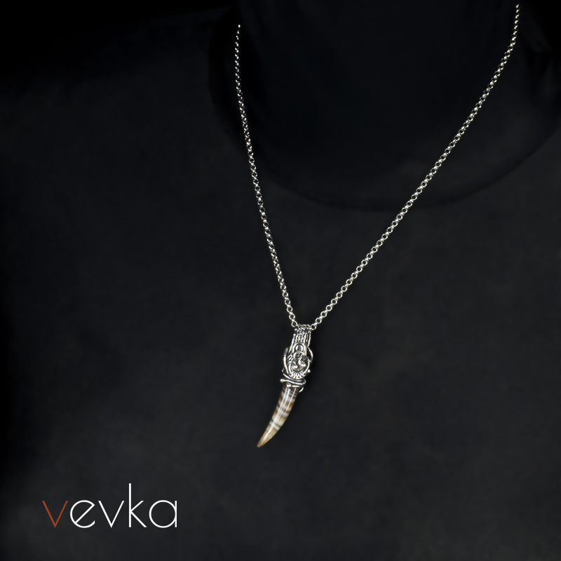 Striped Flint Pendant 'Poker Bluff' - Image 10